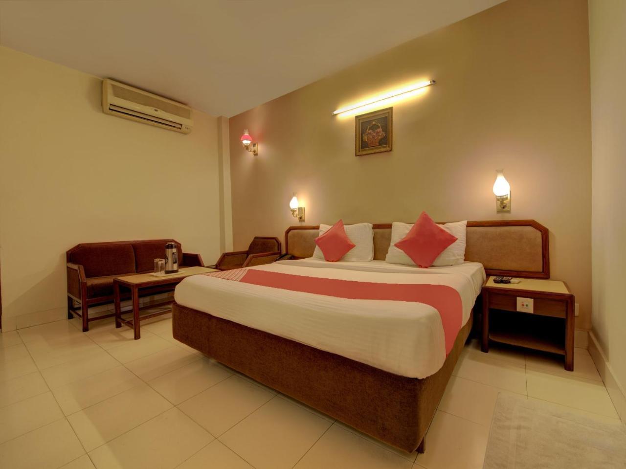 Oyo 1864 Hotel Yuvraj Ranchi Exterior foto